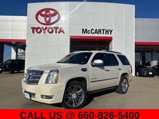 Used 2011 Cadillac Escalade Platinum AWD/4WD video 1