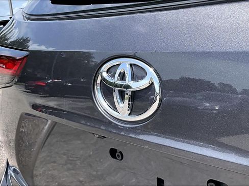 Used 2022 Toyota Highlander Limited FWD image 31