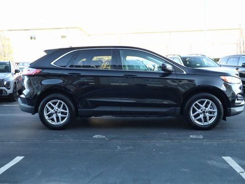 Used 2024 Ford Edge SEL image 4