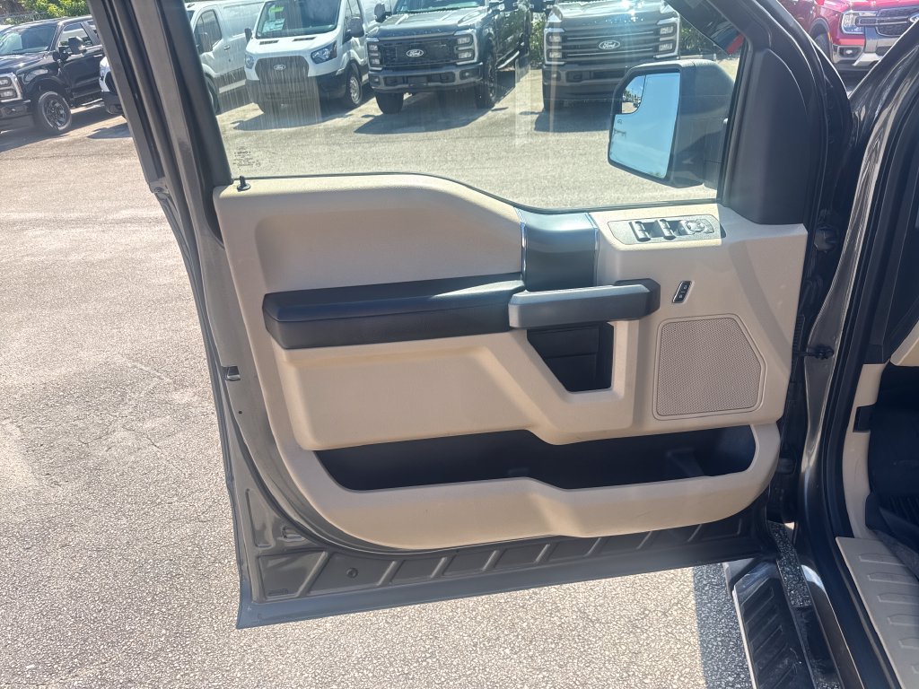 Used 2015 Ford F150 XLT w/ Equipment Group 301A Mid RWD image 12