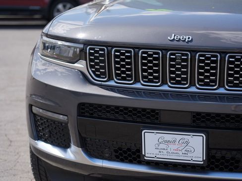 Used 2022 Jeep Grand Cherokee L Summit AWD/4WD image 9