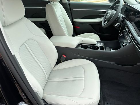 New 2026 Hyundai Sonata SEL FWD image 14