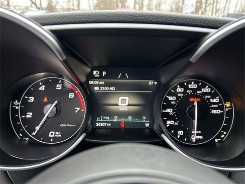 Used 2023 Alfa Romeo Giulia Veloce image 19