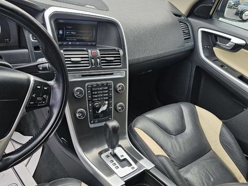Used 2012 Volvo XC60 T6 R-Design image 14