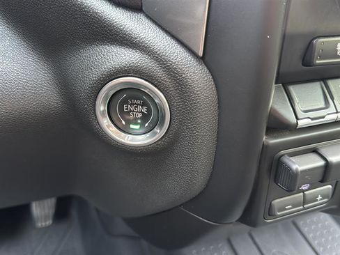 Used 2019 Chevrolet Silverado 1500 RST AWD/4WD image 16