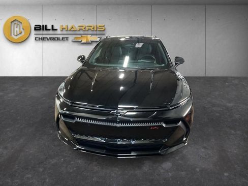 Used 2024 Chevrolet Equinox EV RS image 8