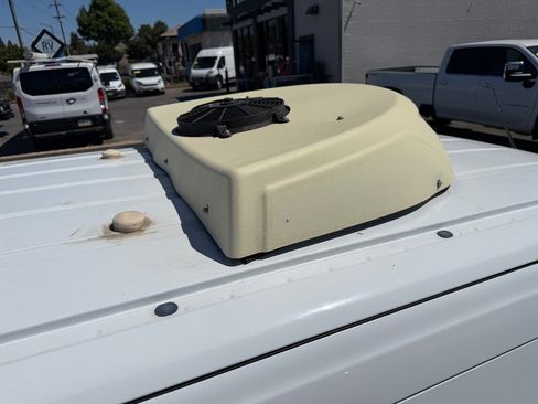 Used 2019 Ford Transit Connect XL FWD image 8