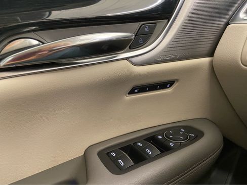 Used 2024 Cadillac XT6 Premium Luxury w/ Technology Package FWD image 46