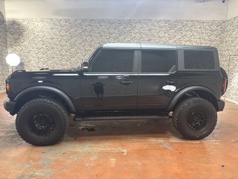 Used 2023 Ford Bronco Outer Banks AWD/4WD image 4