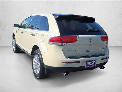 Used 2015 Lincoln MKX FWD w/ Equipment Group 101A image 7