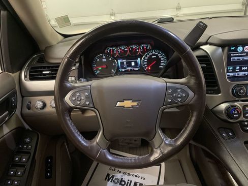 Used 2018 Chevrolet Tahoe LT w/ Luxury Package AWD/4WD image 5