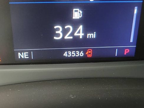 Used 2023 Cadillac XT4 Sport FWD image 27