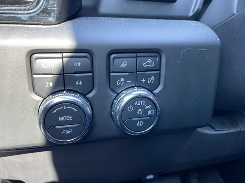 Used 2023 GMC Sierra 1500 AT4X AWD/4WD image 25