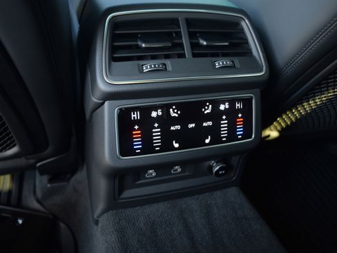 Used 2025 Audi RS 7 Performance image 17