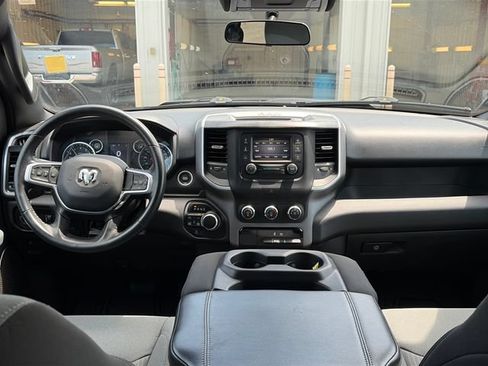 Used 2022 RAM 1500 Big Horn AWD/4WD image 12