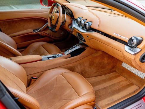 Used 2015 Ferrari F12 Berlinetta image 4