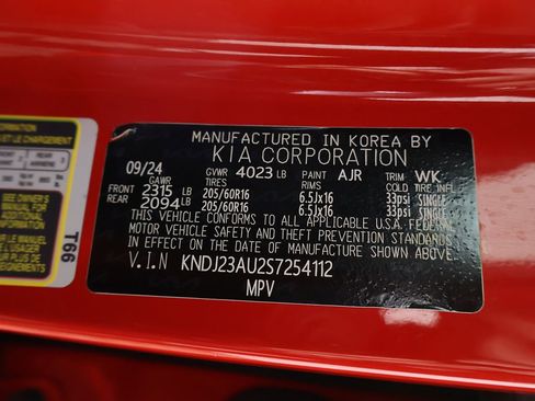 Used 2025 Kia Soul LX w/ LX Technology Package FWD image 46
