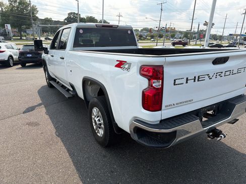 Certified 2024 Chevrolet Silverado 2500 W/T w/ WT Convenience Package AWD/4WD image 4