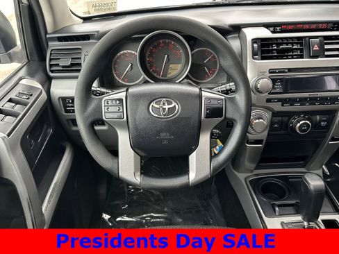 Used 2011 Toyota 4Runner SR5 image 15