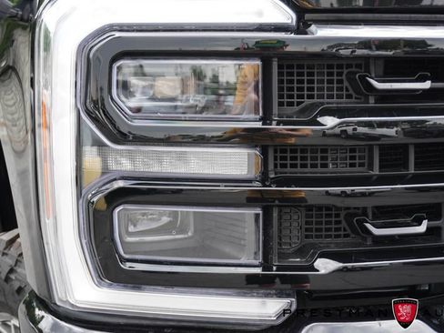 Used 2024 Ford F250 Platinum AWD/4WD image 16
