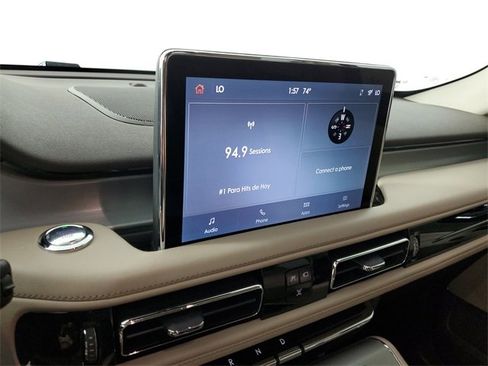 Used 2023 Lincoln Aviator 2WD image 28