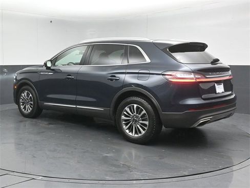 Certified 2023 Lincoln Nautilus Reserve image 6