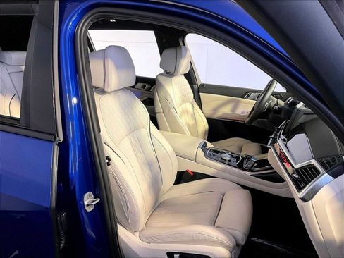 Used 2025 BMW X7 M60i w/ Executive Package AWD/4WD image 18