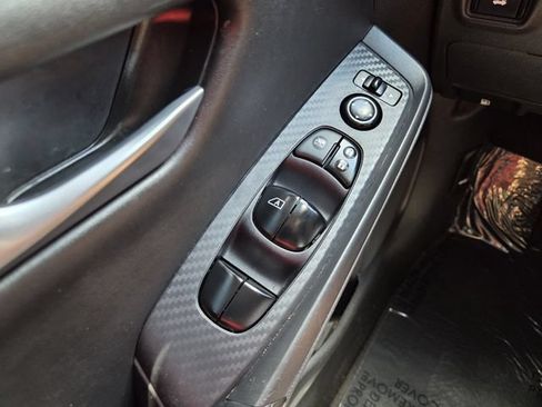 Used 2024 Nissan Sentra SV FWD image 21