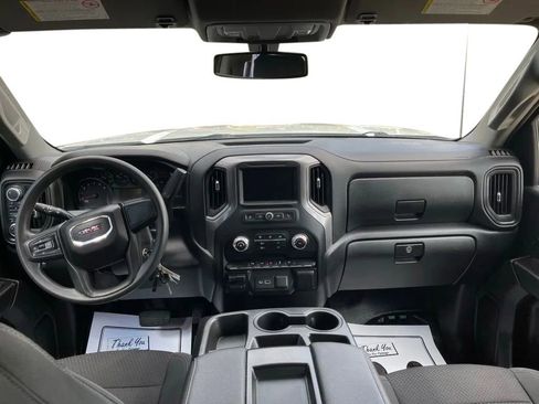 Used 2021 GMC Sierra 2500 4x4 Crew Cab w/ Convenience Package image 21