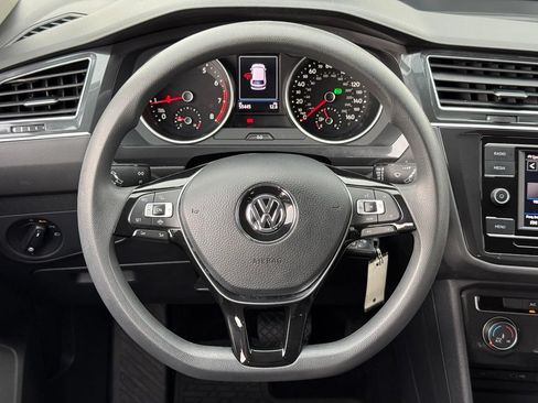 Used 2020 Volkswagen Tiguan S w/ 3rd Row Seat Package AWD/4WD image 19
