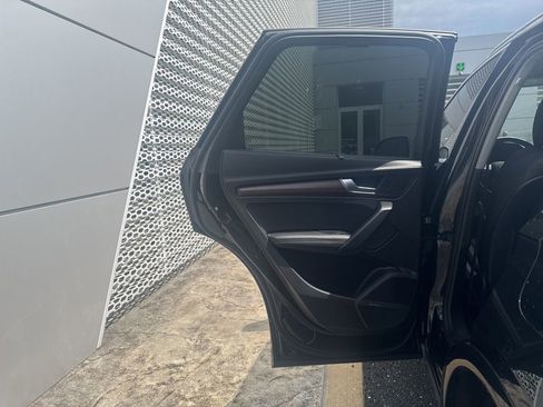 Certified 2024 Audi Q5 e Premium Plus AWD/4WD image 16