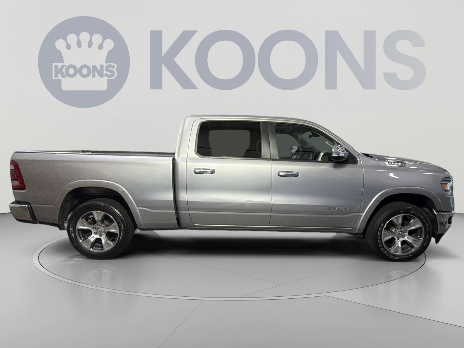 Used 2022 RAM 1500 Laramie AWD/4WD image 7