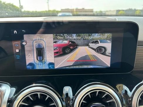 New 2026 Mercedes-Benz GLB 250 4MATIC image 31
