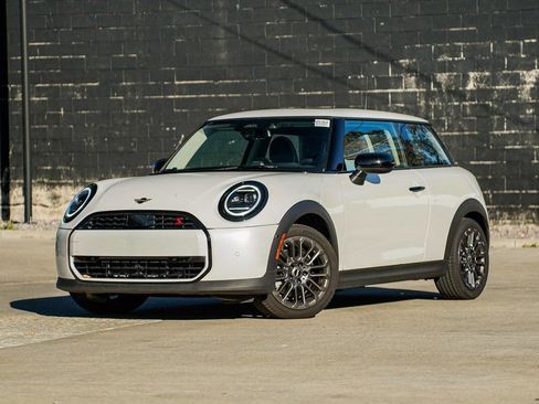 Used 2025 MINI Cooper S image 1