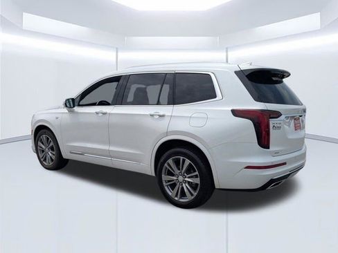 Used 2024 Cadillac XT6 Premium Luxury AWD/4WD image 6