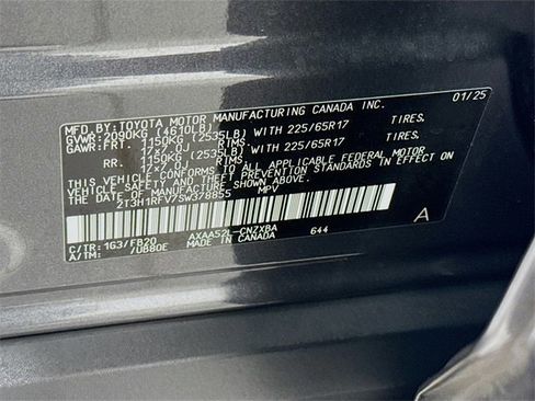 Certified 2025 Toyota RAV4 LE image 30