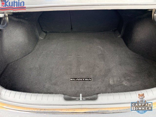 Used 2023 Hyundai Elantra Limited FWD image 12