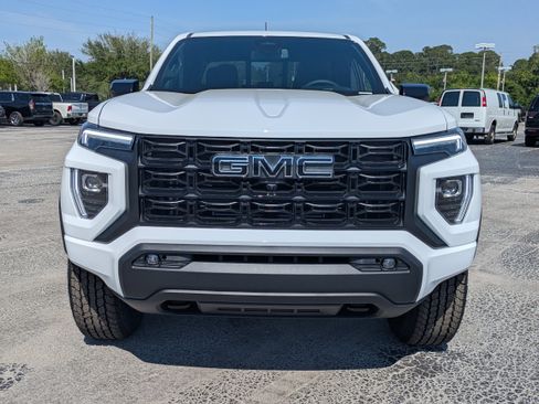 New 2026 GMC Canyon Elevation w/ Convenience Package RWD image 9