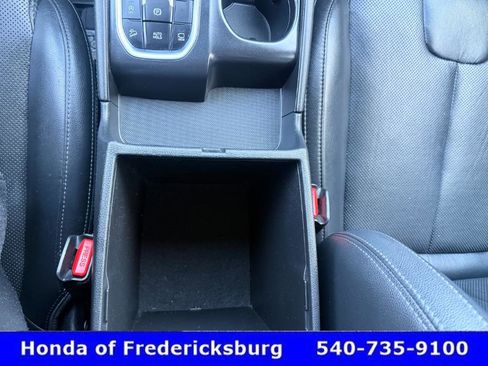 Used 2020 Hyundai Santa Fe Limited image 29