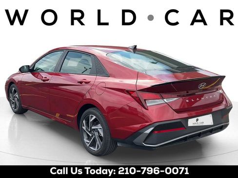 Certified 2025 Hyundai Elantra Sport image 5