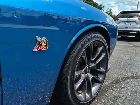 Used 2022 Dodge Challenger R/T Scat Pack RWD image 12