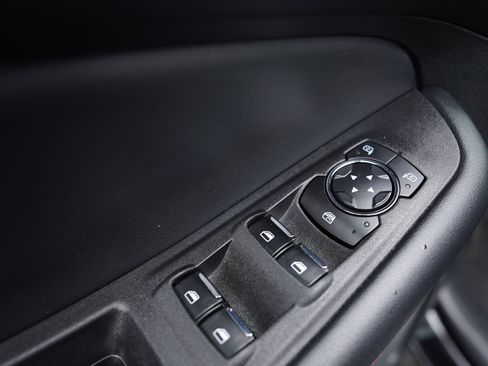 Used 2023 Ford Edge ST-Line image 16