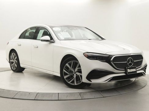 Certified 2025 Mercedes-Benz E 350 4MATIC Sedan image 36