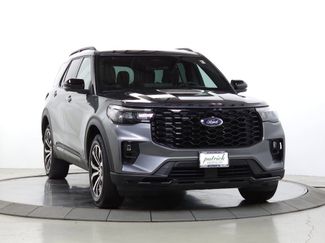 Used 2025 Ford Explorer ST-Line AWD/4WD video 1