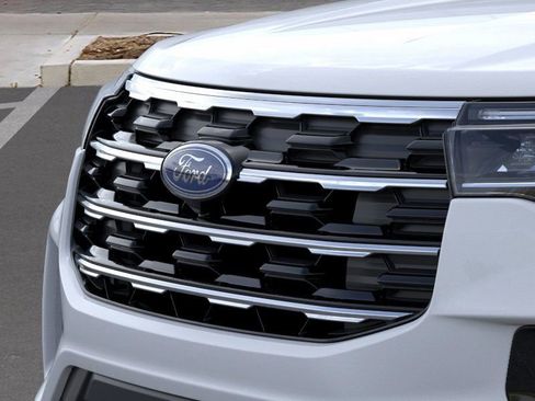 New 2026 Ford Explorer Active w/ Active Comfort Package image 17