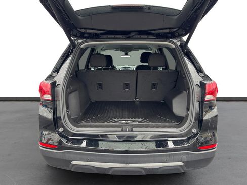 Used 2023 Chevrolet Equinox LT image 24