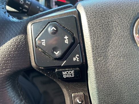 Used 2023 Toyota 4Runner TRD Off-Road image 17