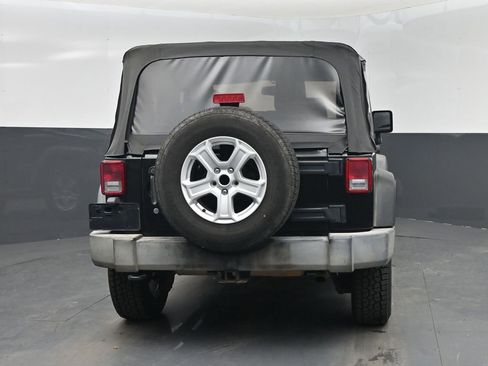 Used 2016 Jeep Wrangler Sport w/ Quick Order Package 24S AWD/4WD image 11