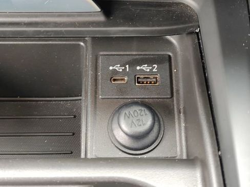 Used 2021 INFINITI QX50 Luxe image 17