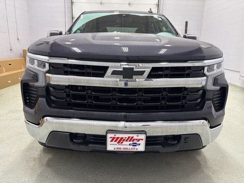 Used 2024 Chevrolet Silverado 1500 LT image 10